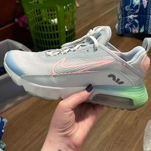 Big girls Nike shoes